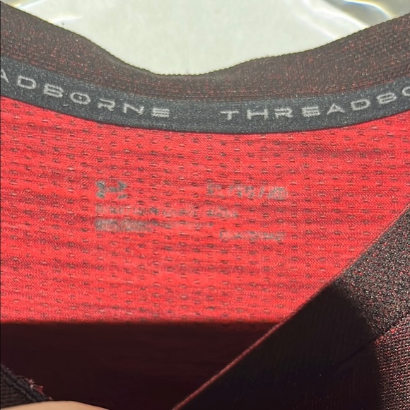 Under Armour Red large Short Sleeve Tee - Picture 2 of 5